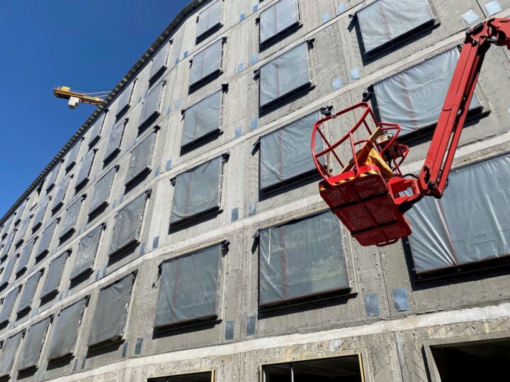 How can building owners, construction contractors better see advantages to energy efficiency renovations?